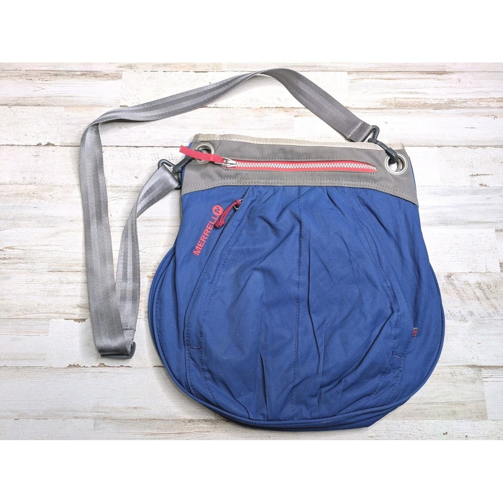 Merrell Crossbody Bag Magentic Closure 3 External Pockets Athletic Outdoor